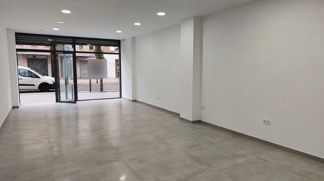 Reforma de local comercial en Cubelles